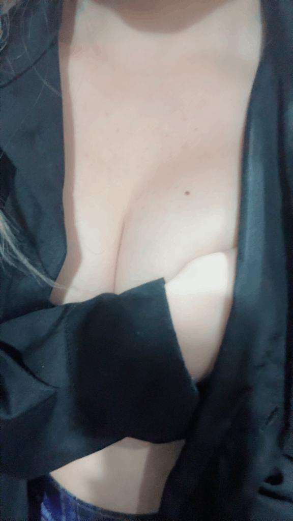 みさ