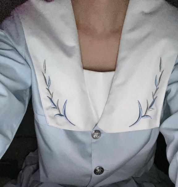 みい