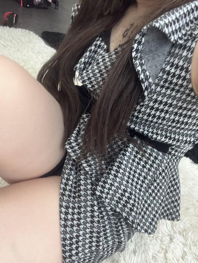 しあ