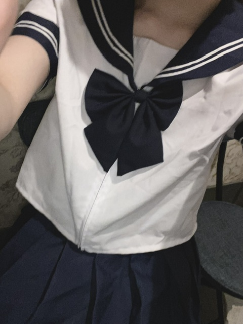 あきな