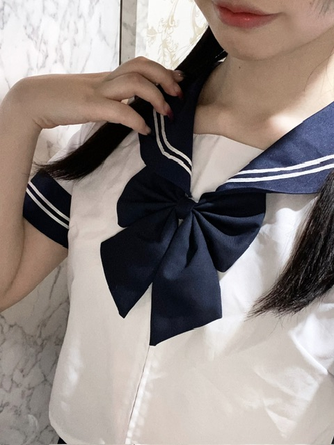あきな