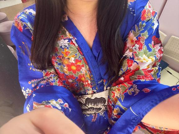 ももな