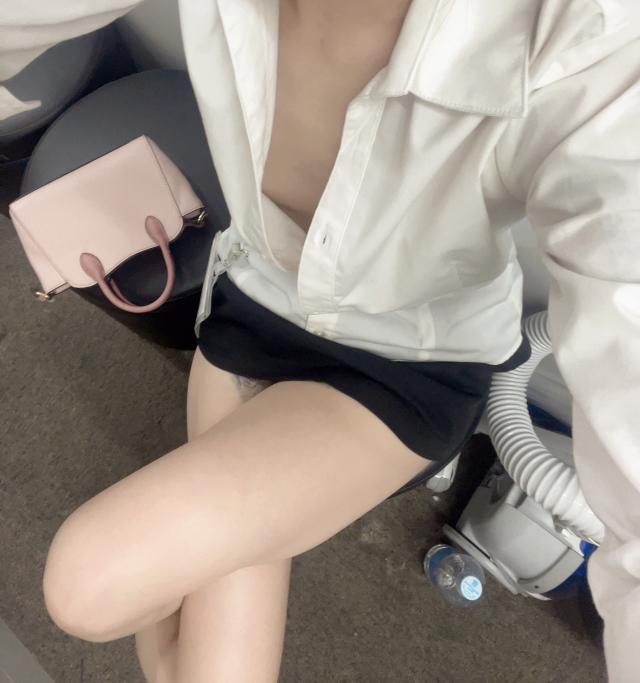 せりな