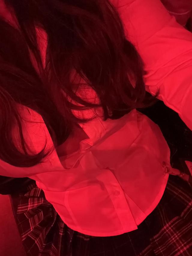 めい