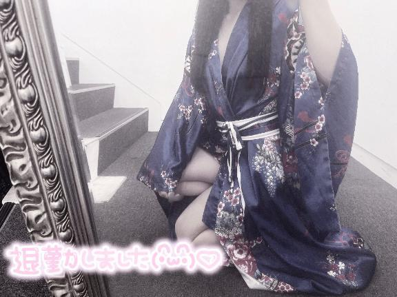 みるも