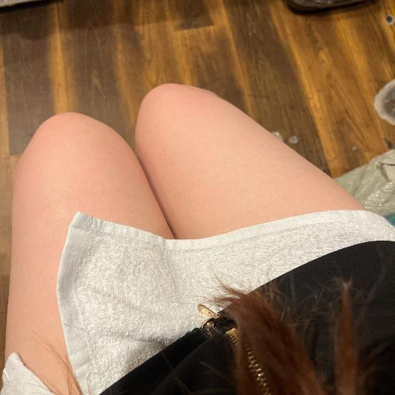 しろ