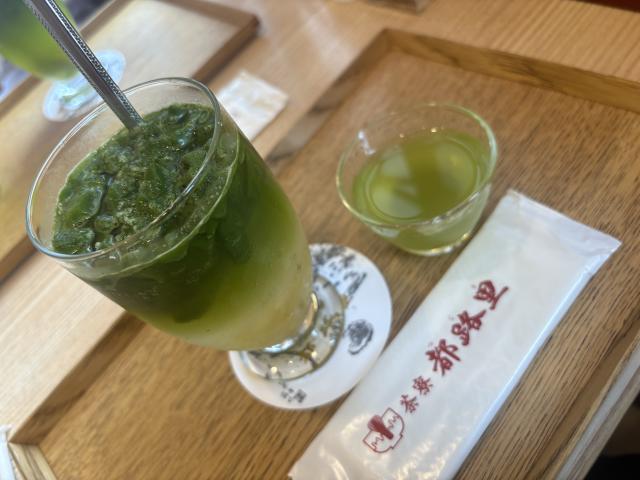 あいざわ