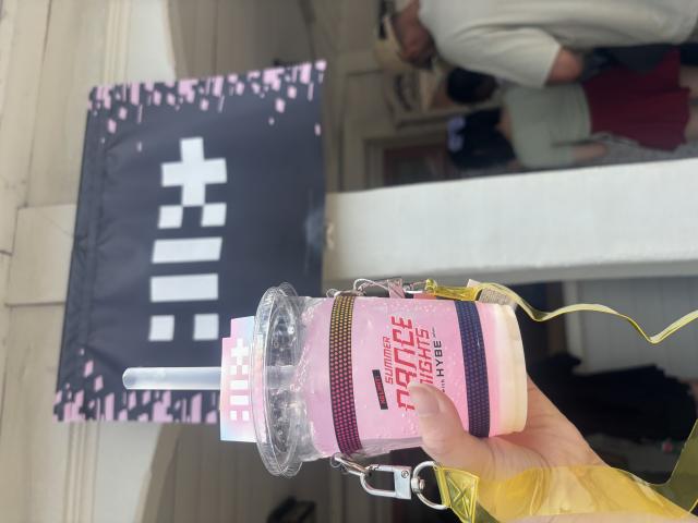 ゆうり