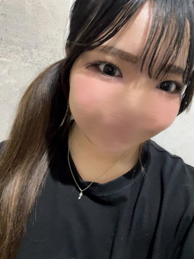 つき