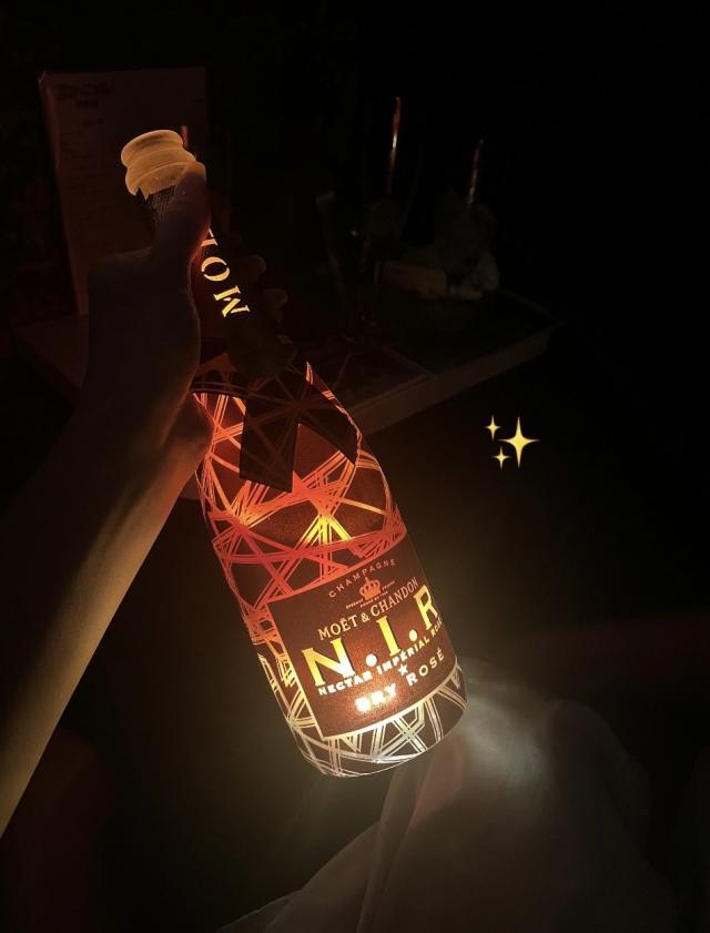 なる