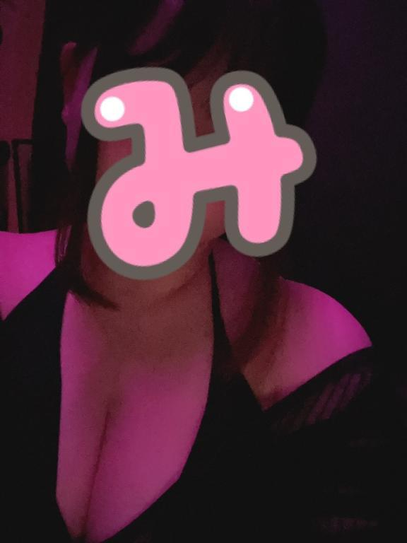 みと
