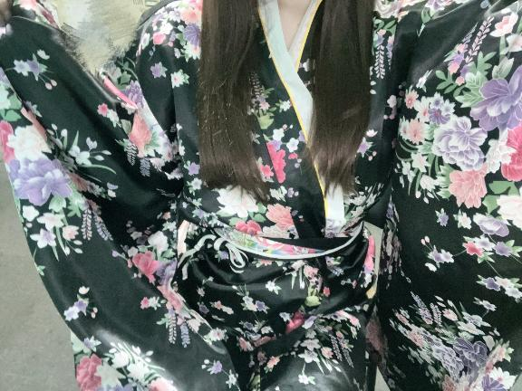 ななは