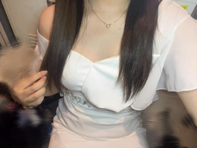 つき