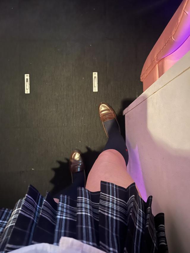 しろ