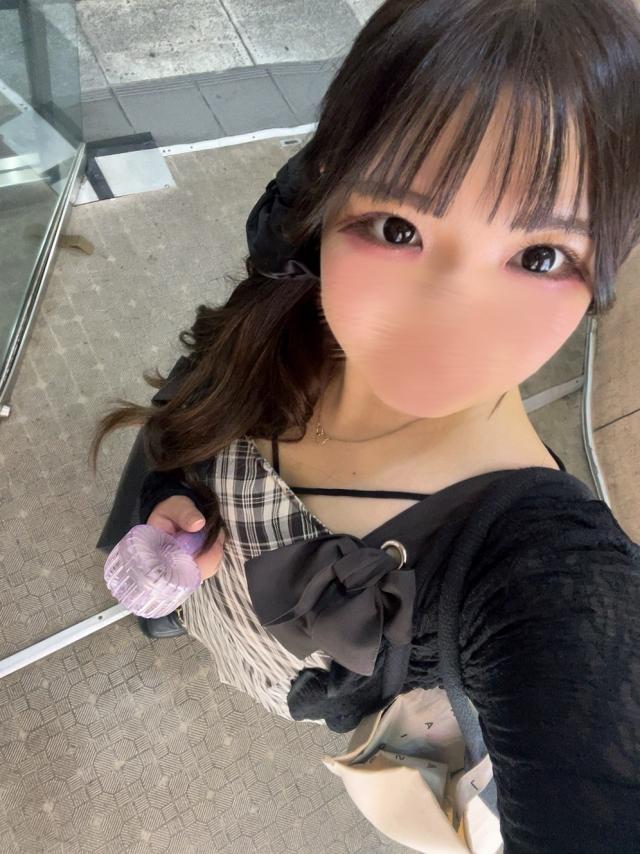 つき