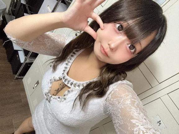 るり