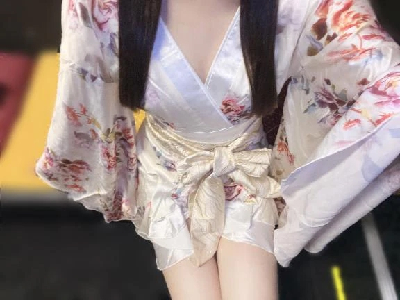 ななは