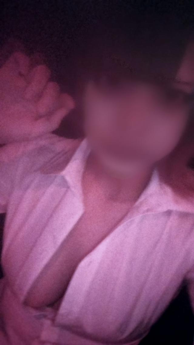 あやな