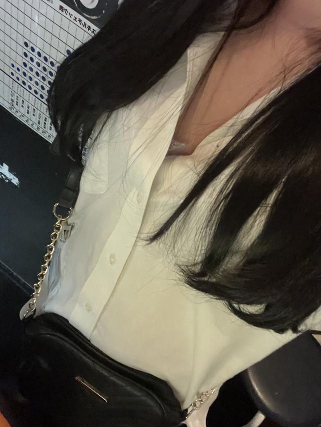 しろ