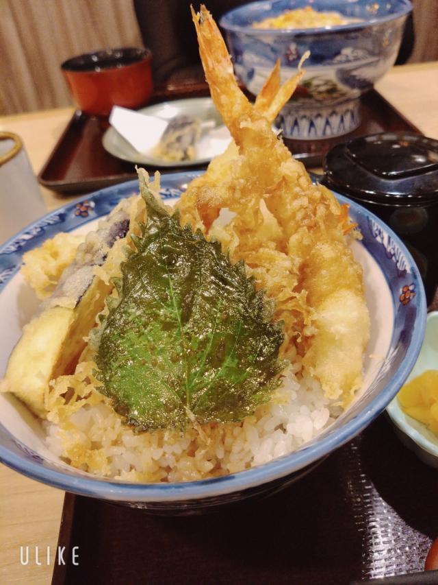ほこり