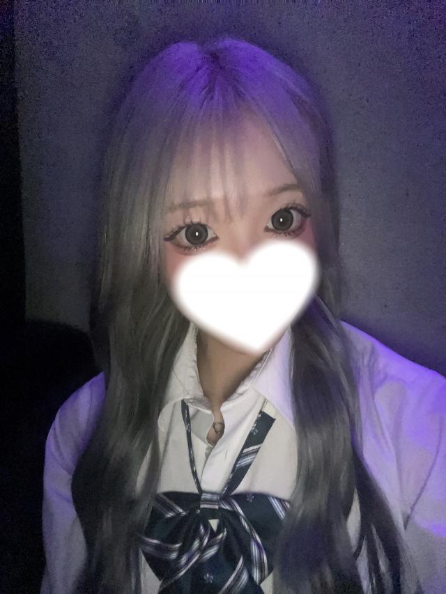 みな