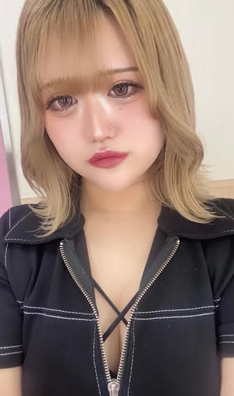 エマニエル秋葉原スタッフ