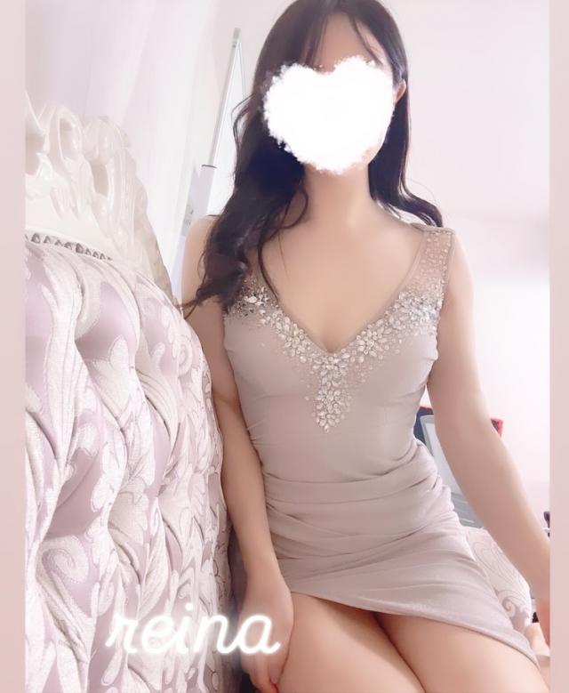 14時から21時にお待ちしています‎🤍