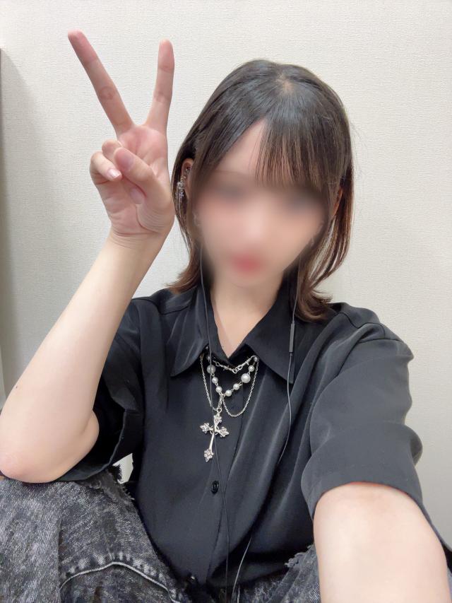 きら