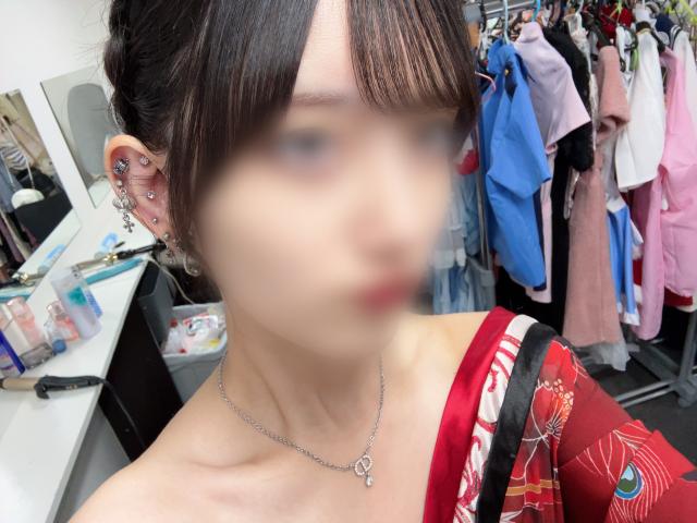 きら