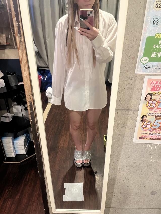 みな