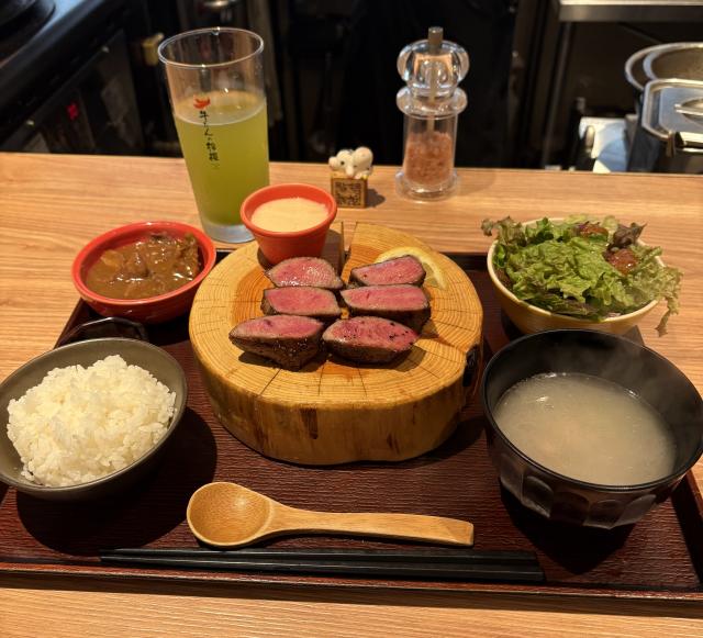 さゆり