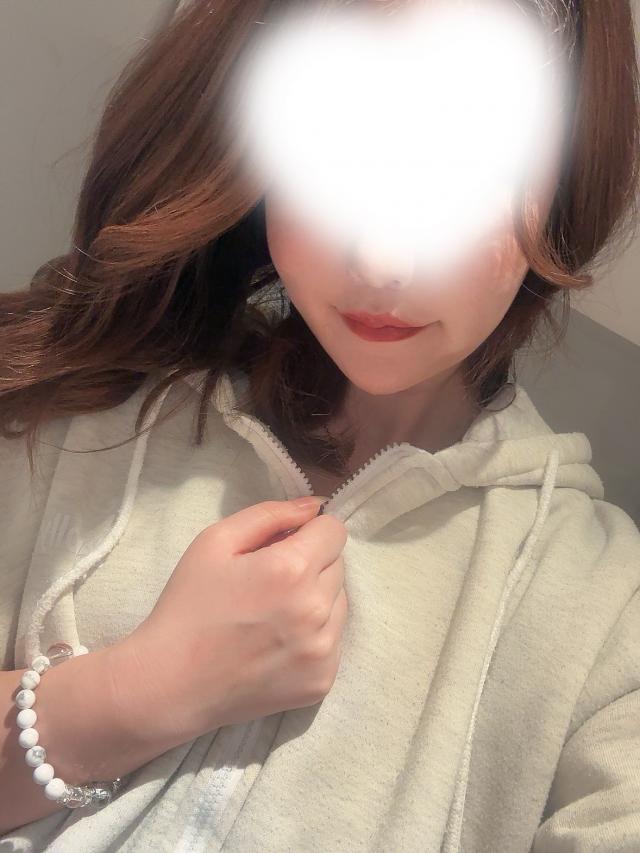 みな