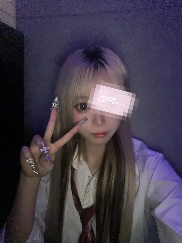 みな