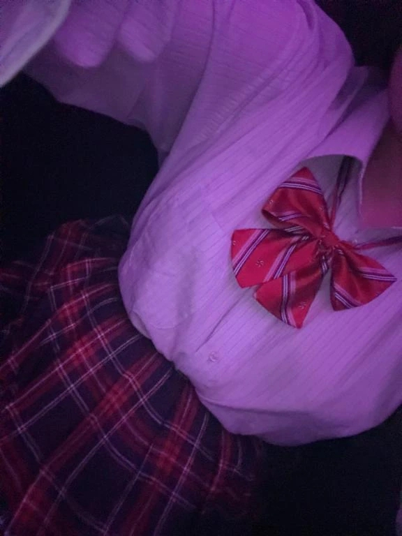 ゆりあ