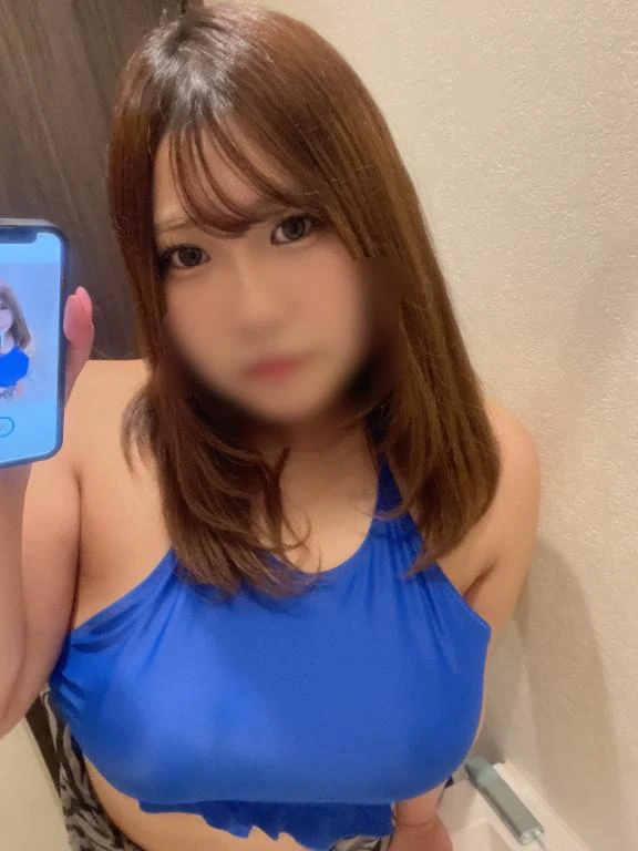 みいな