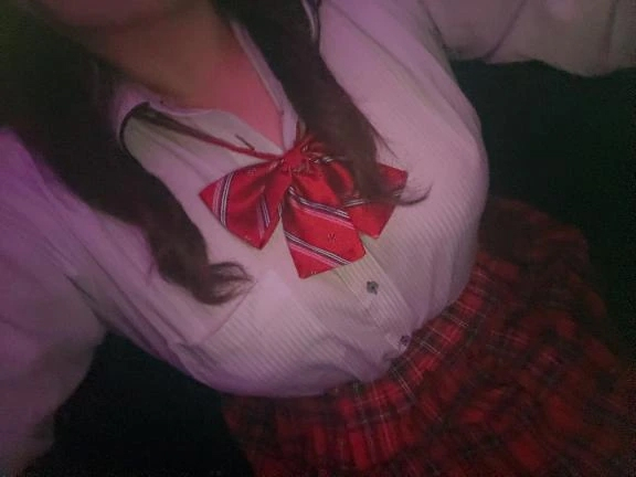 ゆりあ