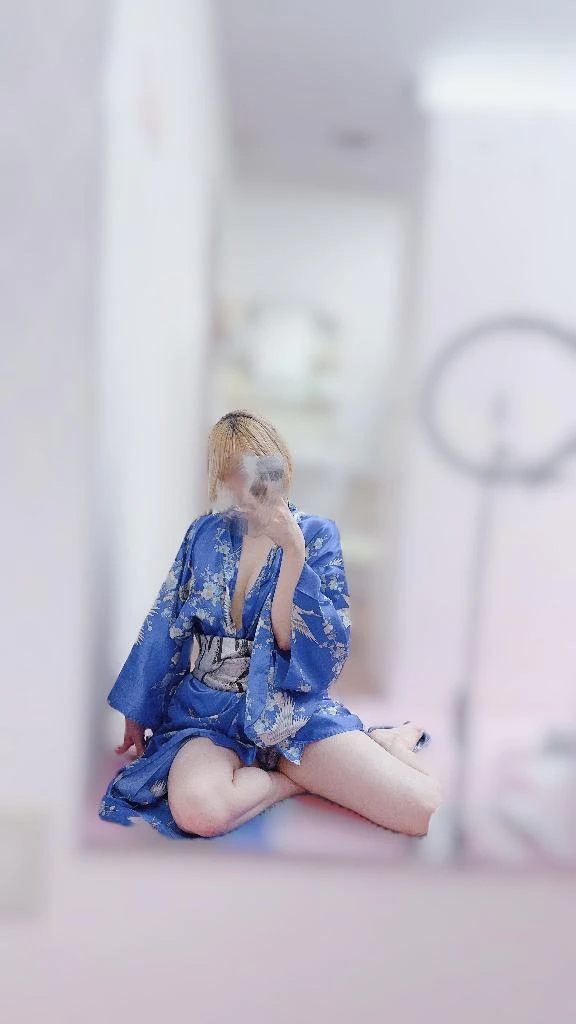 うい