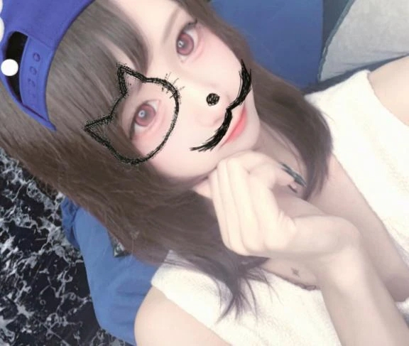 るあ