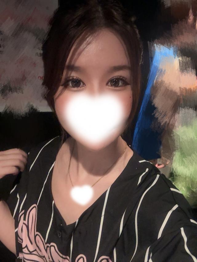 みな