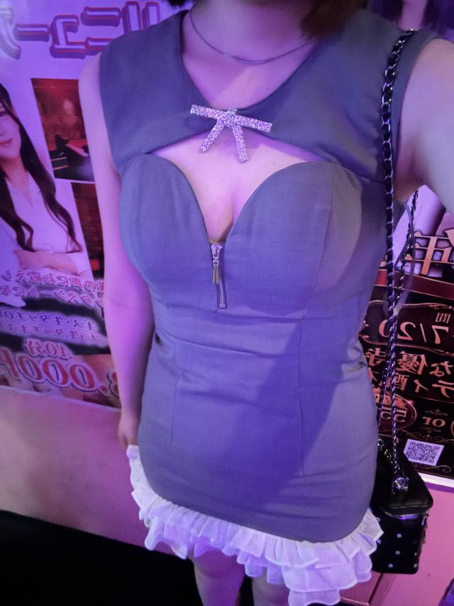 めい