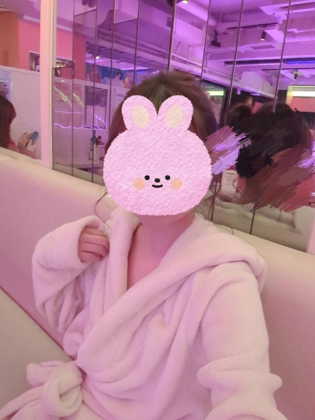 あいな