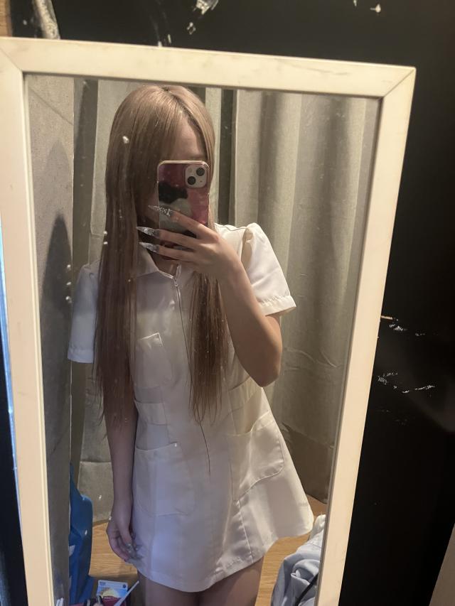 みな