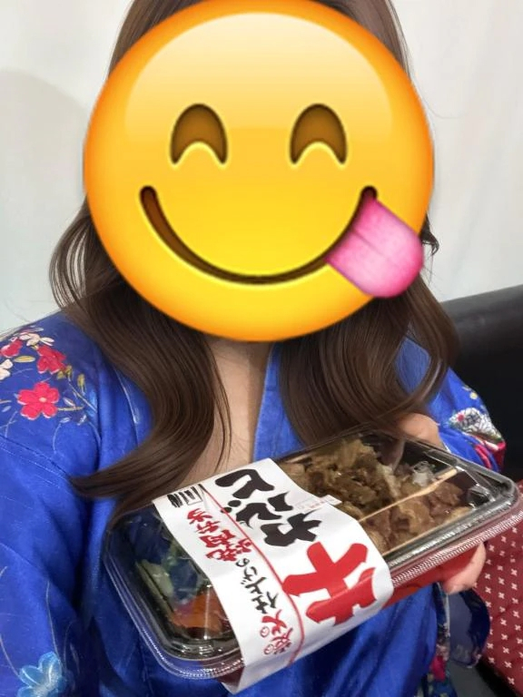 みさ