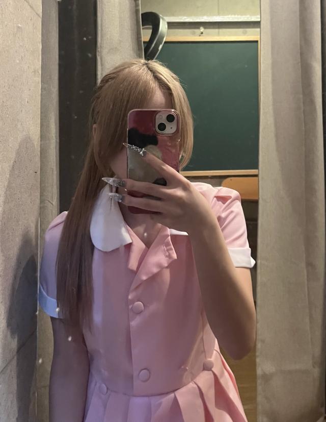 みな