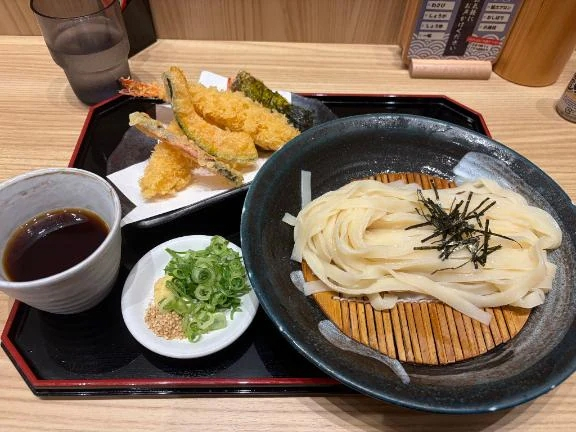 きさら