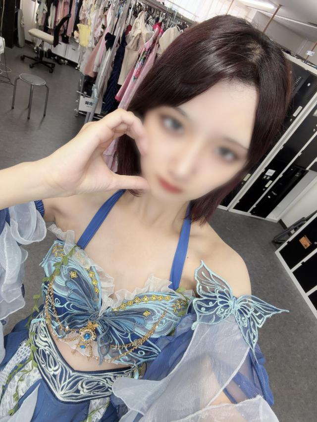 きら