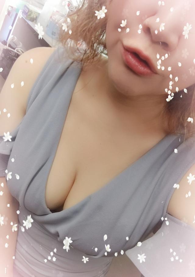 せりな