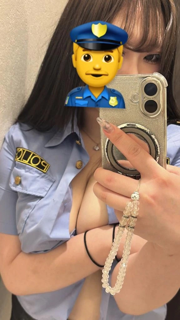 さとみ