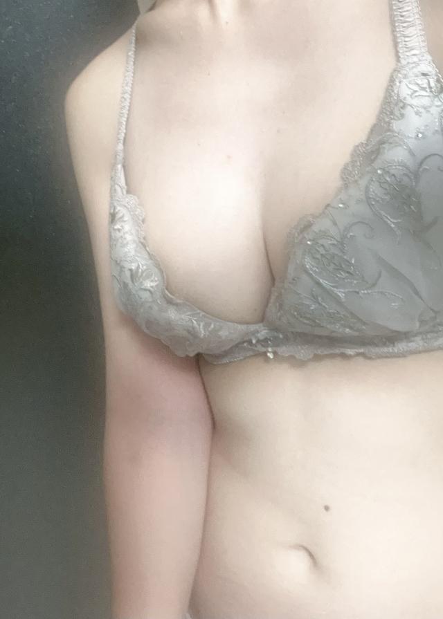 あや
