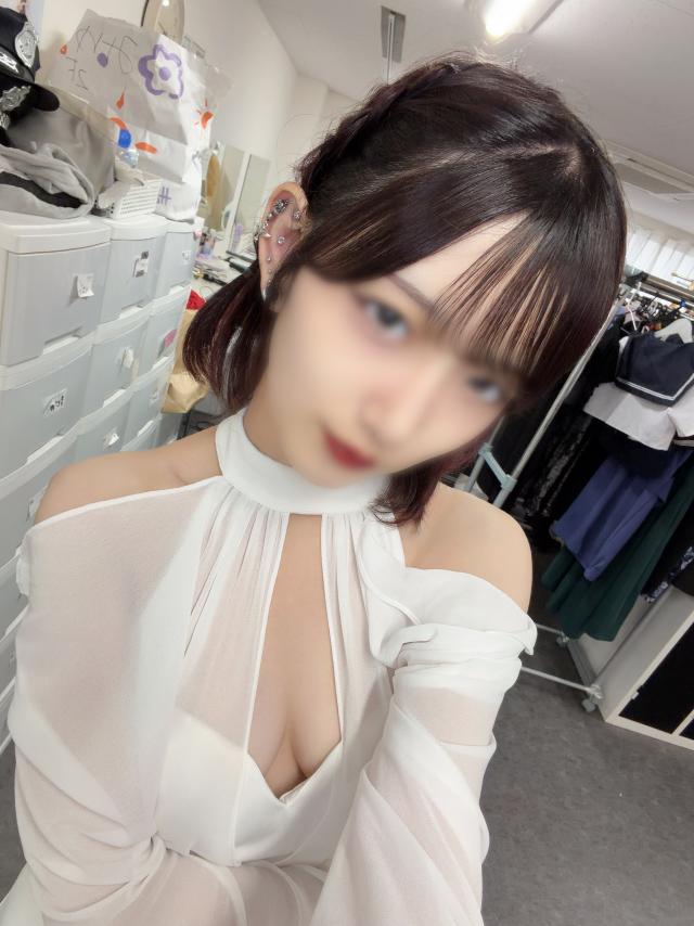 きら